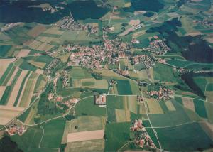 Fz875-12-Luftbild-v-NW-1995-k (1)