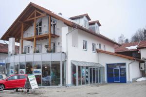 GM914-04-Jehl-Autohaus-2006-k